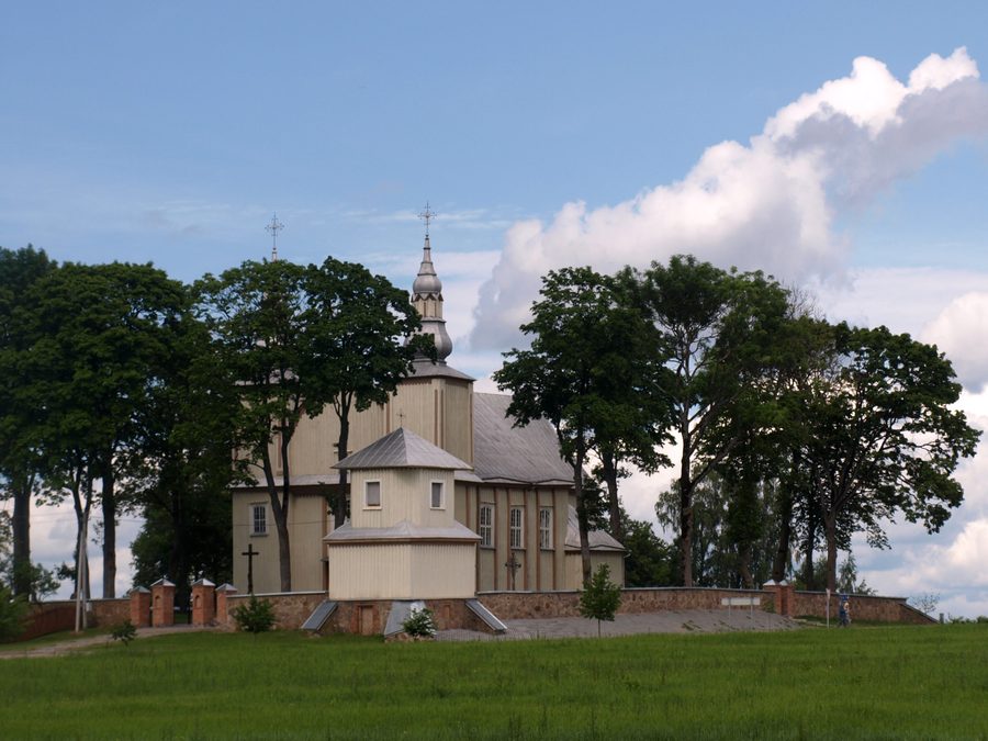 Chiesa di Šešuoliai in Lituania