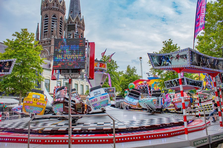 Attrazione Breakdance alla Tilburgse Kermis sull'Heuvel
