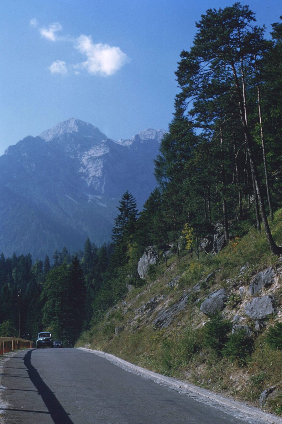 Strada del Gesäuse vicino a Gstatterboden con il Großer Buchstein in Stiria