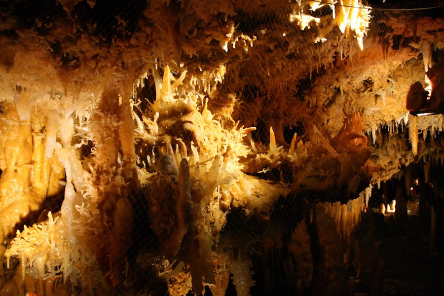 Interno della Grotte du Grand Roc presso Les Eyzies de Tayac nella valle della Vézère
