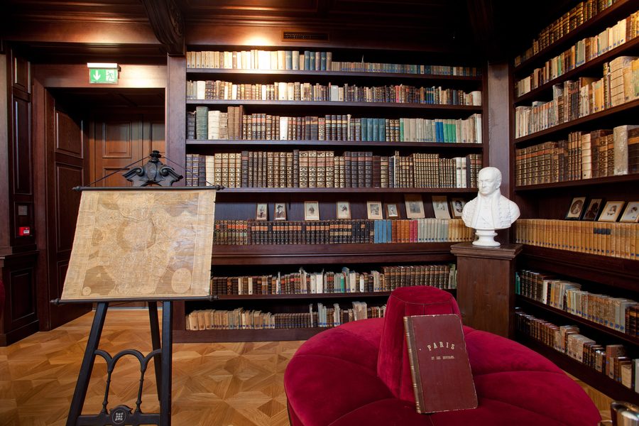 Biblioteca storica della famiglia Apponyi nel maniero di Oponice