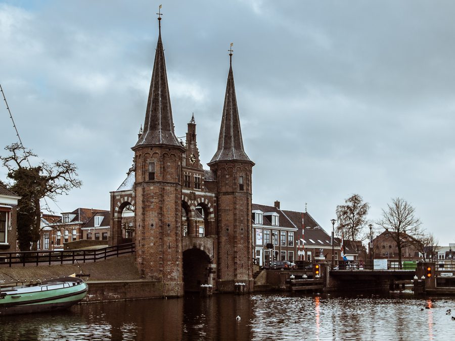 Waterpoort a Sneek sul canale