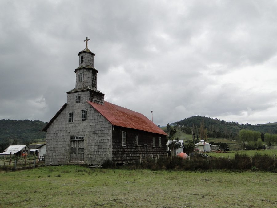 Chiesa storica in legno a Chullec sull’isola di Quinchao, Chiloé