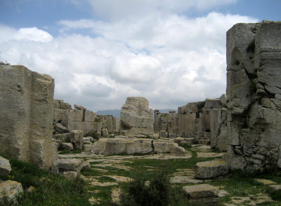 Rovine del monastero di San Simeone Stilita il Giovane vicino ad Antakya nella provincia di Hatay, Turchia