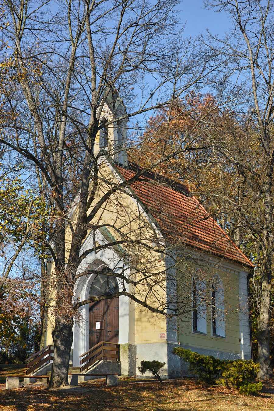 Kaple Panny Marie Těšínské a Hrdějovice