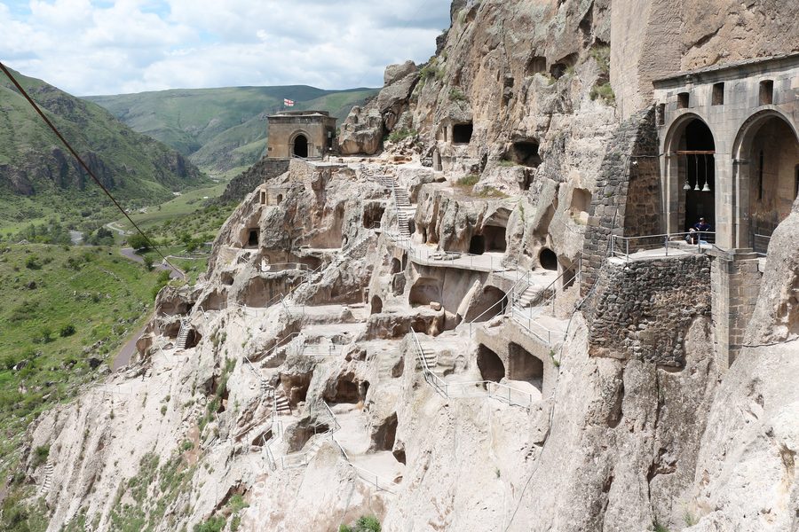 Paesaggio monastico di Vardzia in Samzche-Dschawachetien