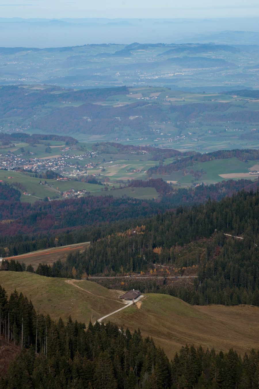 Paesaggio prealpino nei pressi del passo del Gurnigel nel Canton Berna