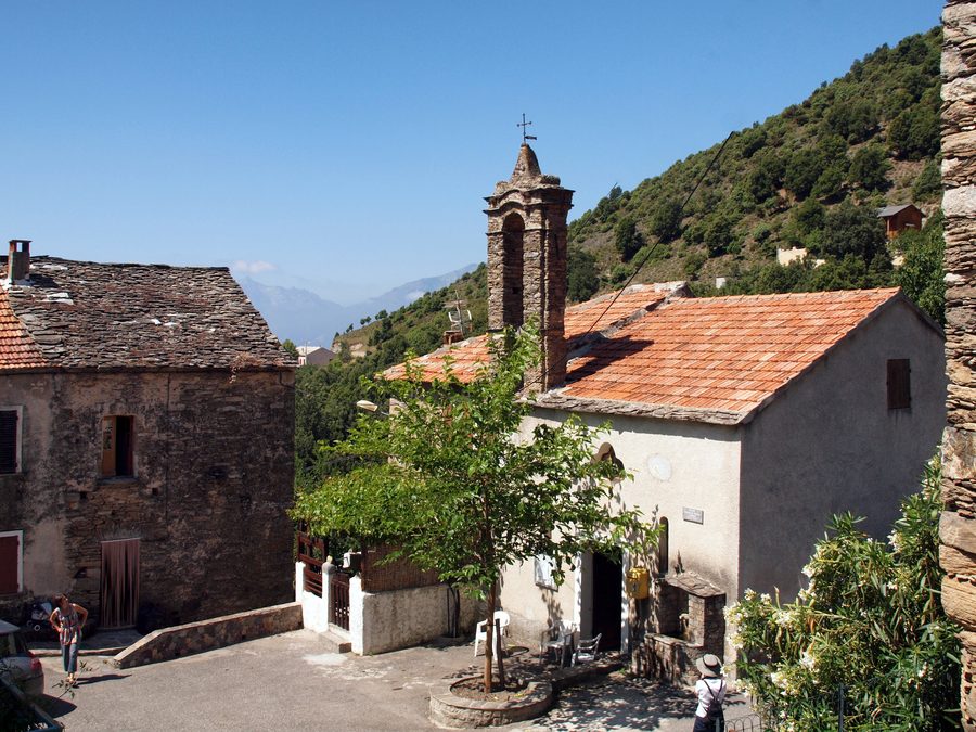 Cappella di Saint-Vincent nella frazione di Soprano presso Bustanico