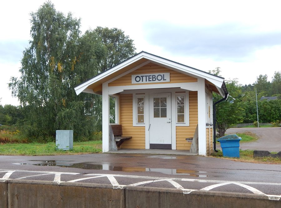 Stazione di Ottebol, una stazione ferroviaria a Ottebol