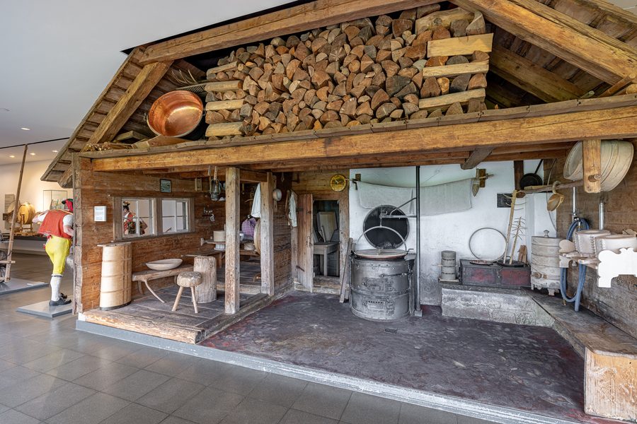 Caseificio alpino ricostruito nel Museo di tradizioni popolari dell’Appenzell a Stein AR