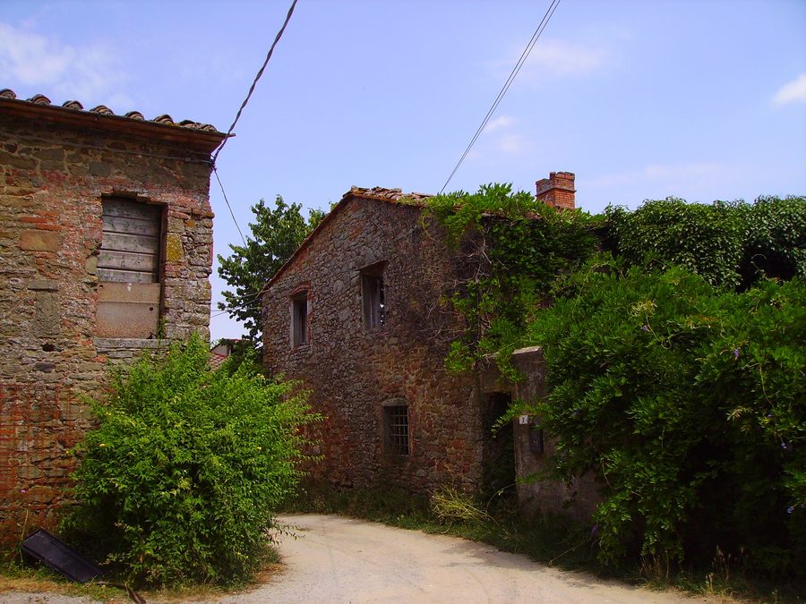 Vista di Solata, un villaggio sulle colline di Bucine