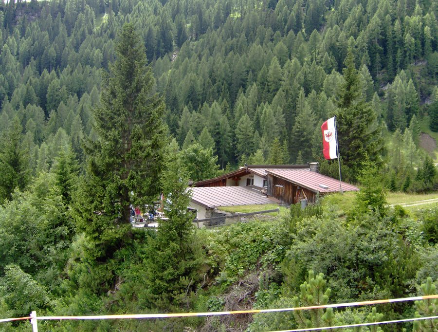 Rifugio Latschenhütte nelle Alpi Lechtal vicino a Hoch-Imst presso Imst