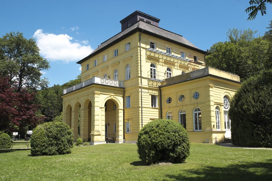 Castello di Allmannshausen ad Allmannshausen, una frazione di Berg nel distretto di Starnberg