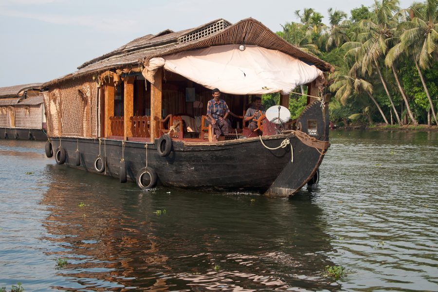 Case galleggianti nelle backwaters del Kerala