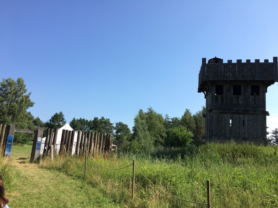 Torre e ingresso presso l'Ulvsborg Historisk Værksted