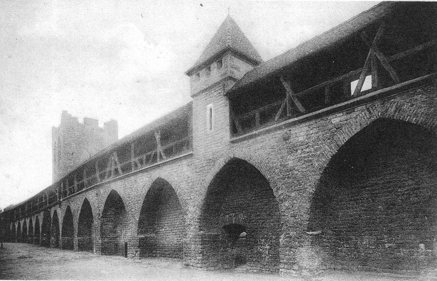 Veduta storica delle mura cittadine di Worms su una cartolina intorno al 1922