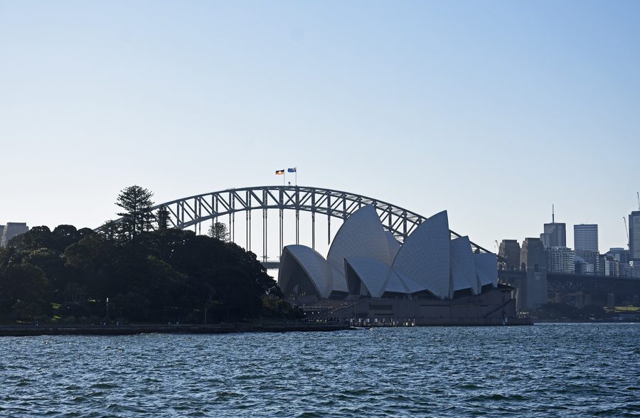 Sydney Opera House e Sydney Harbour Bridge visti dal Mare and Foal Lawn