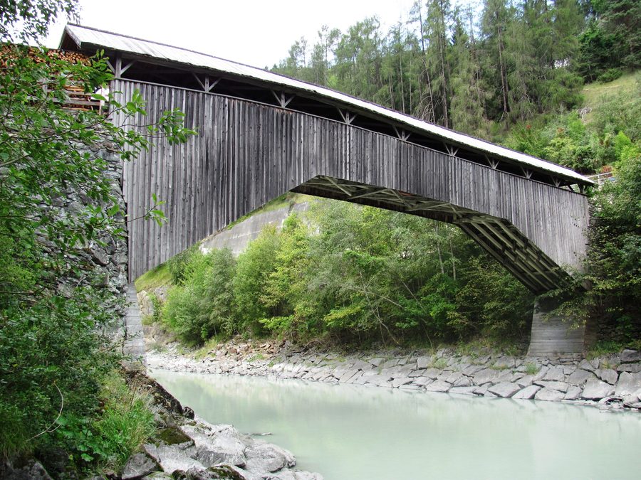 Passerella pedonale Alter Zoll/Lochbrücke a Fließ, Tirolo