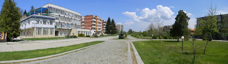 Edificio del municipio e parte del centro di Strazhitsa