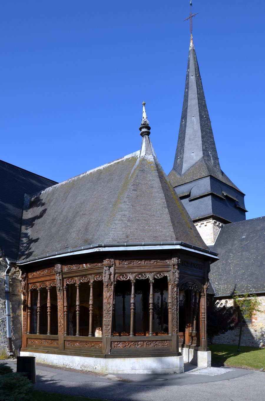 Chiesa Saint-Sulpice a Ry nel dipartimento della Seine-Maritime