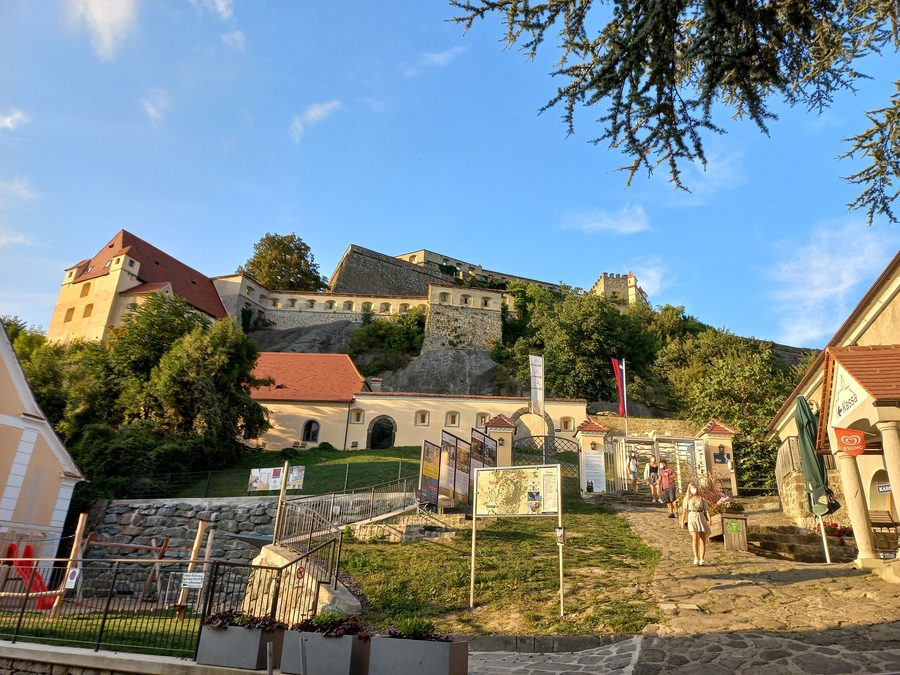 Il castello di Riegersburg su una roccia nella Südoststeiermark.