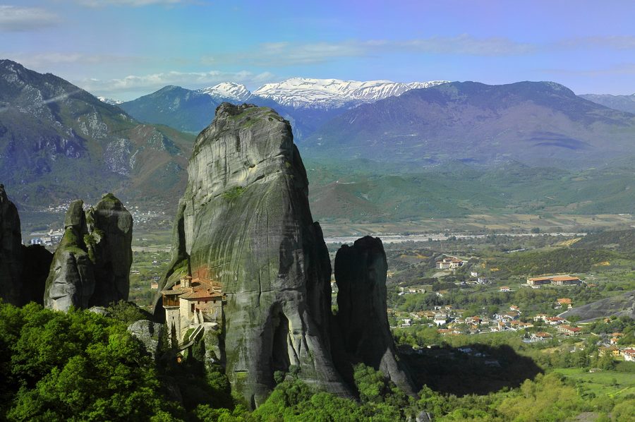 Monasteri di Meteora su formazioni rocciose in Tessaglia