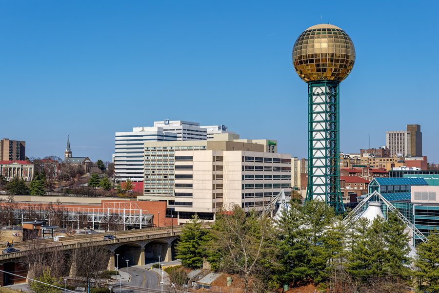 La Sunsphere nello skyline di Knoxville, Tennessee