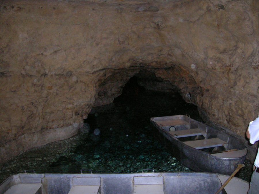 Barche sul Cave Lake a Tapolca