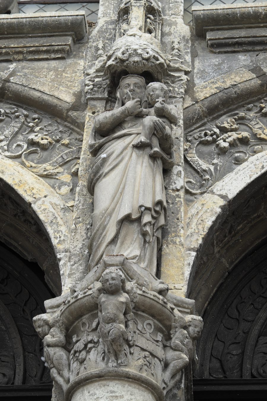 Chiesa di Notre-Dame a Saint-Calais nel dipartimento della Sarthe