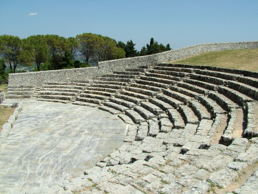 Antico teatro greco di Akrai a Palazzolo Acreide