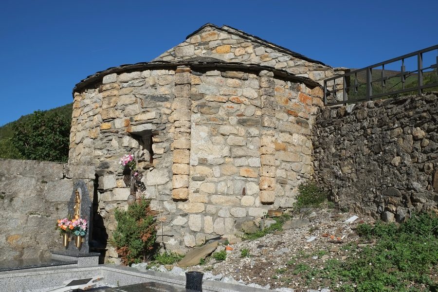 Chiesa ad Aneto, una frazione di Montanuy nella provincia di Huesca in Aragona