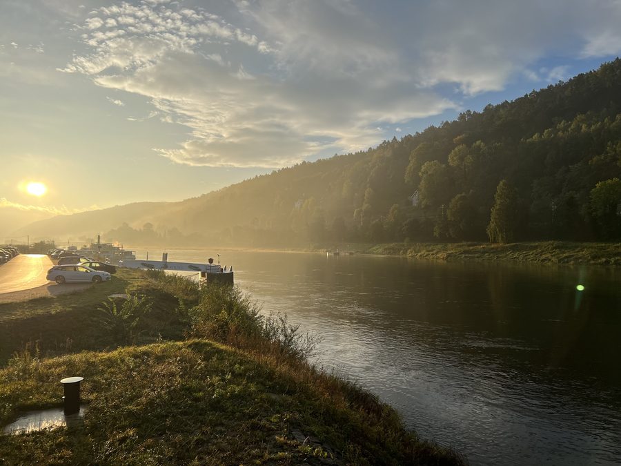Atmosfera mattutina sull’Elba a Bad Schandau